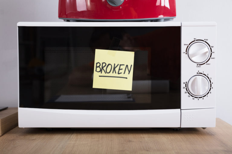 Microondes ne chauffe plus causes possibles et solutions